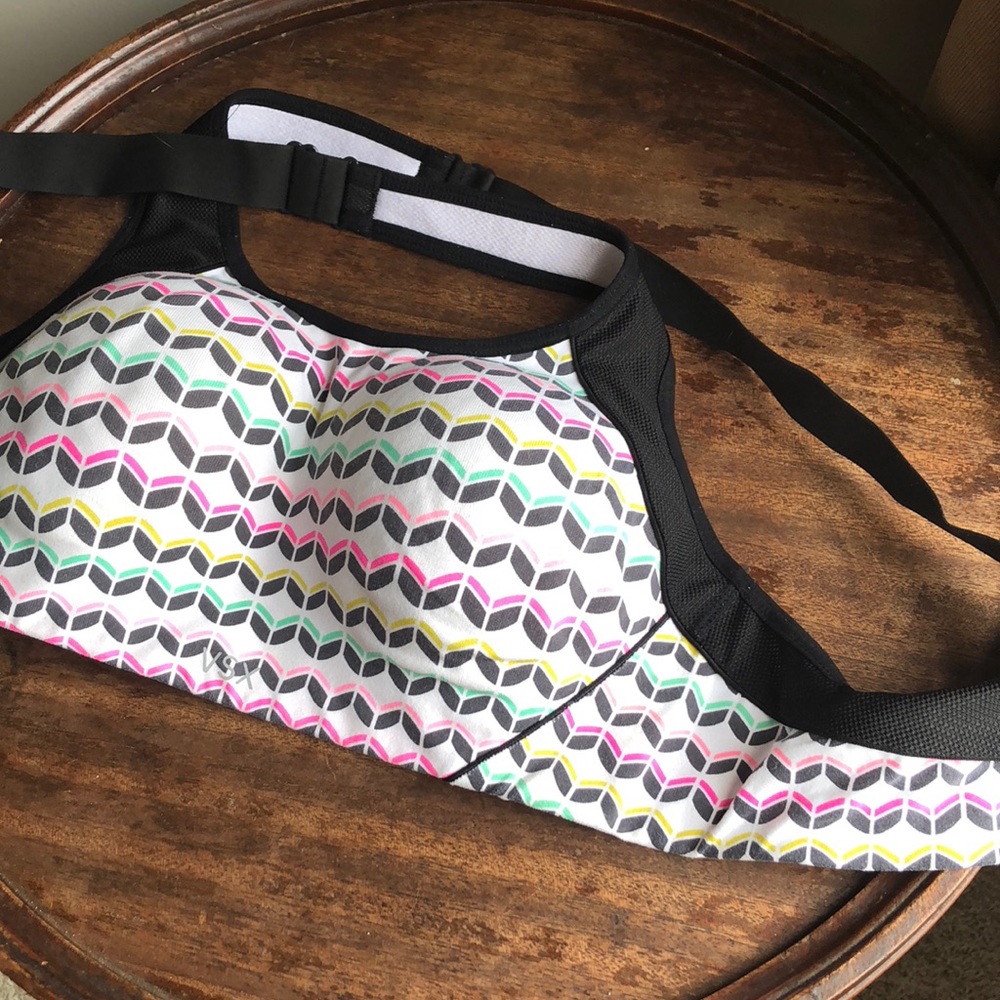 VSX Sport - Victoria’s Secret sports bra